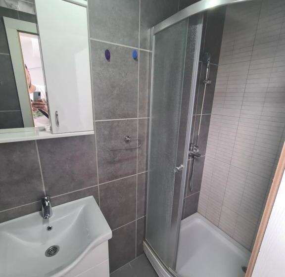 پانسیون Happy Stay