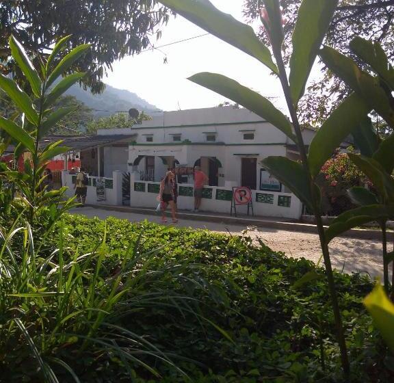 פנסיון Hostel Villa Silvia