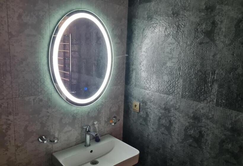 بنسيون Lotus Guesthouse