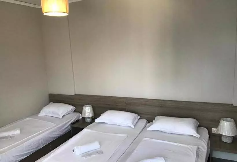 پانسیون Nina Two