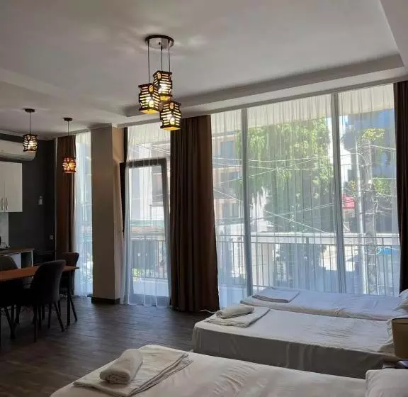 پانسیون Nina Two