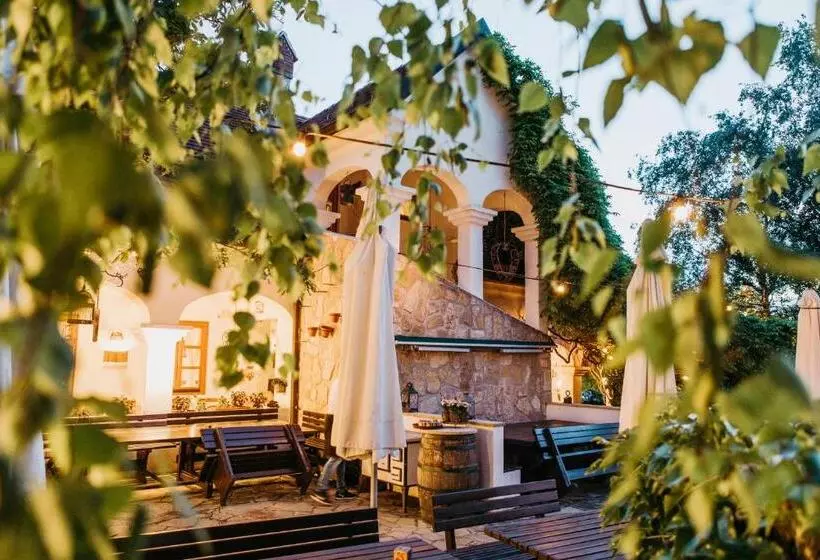 Majatalo Oleander Romantik Zimmer