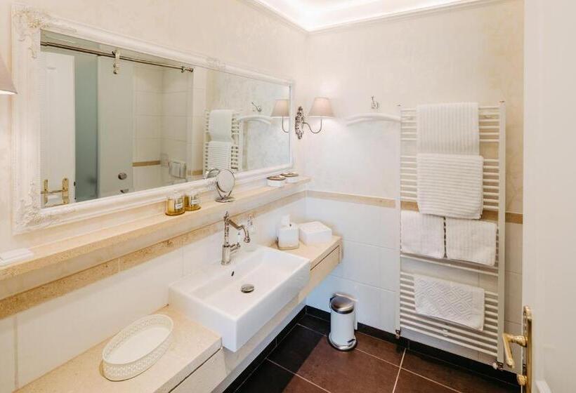 بنسيون Oleander Romantik Zimmer