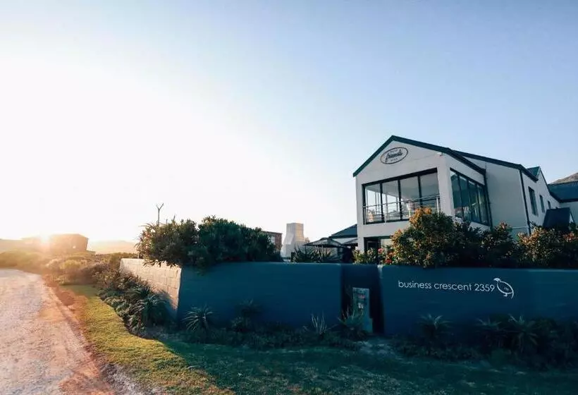 Majatalo Stay At Friends Economic Rooms