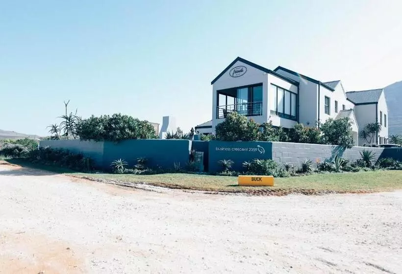 Majatalo Stay At Friends Economic Rooms