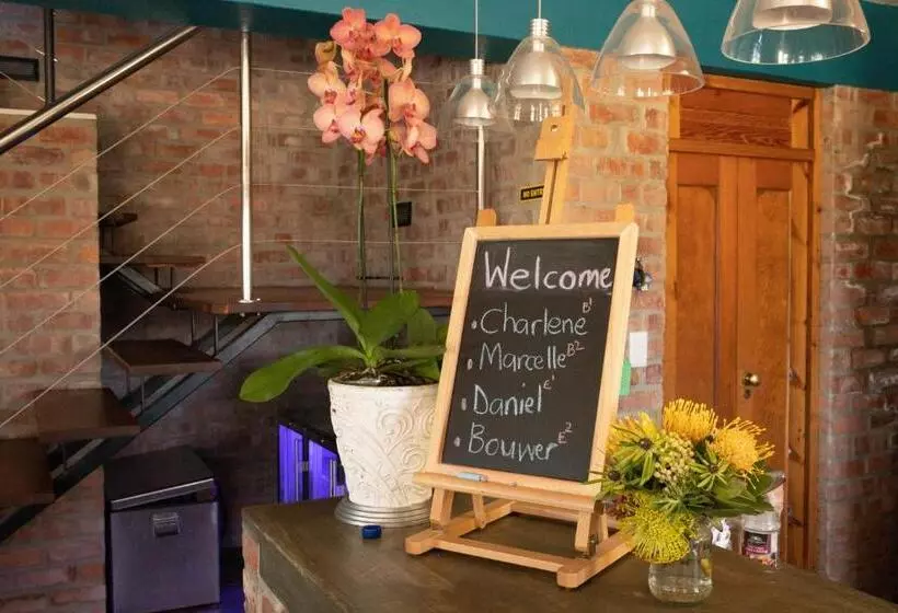 Majatalo Stay At Friends Economic Rooms