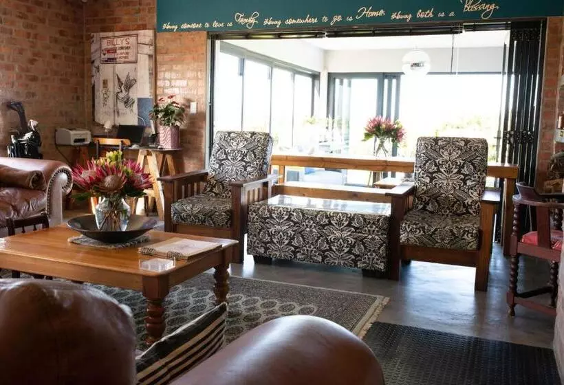 Majatalo Stay At Friends Economic Rooms