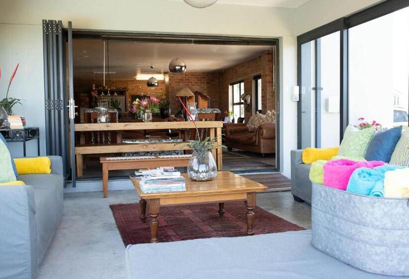 펜션 Stay At Friends Economic Rooms