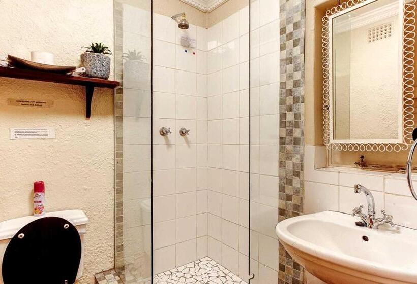 膳宿费 Strand Family 6 Sleeper Cottage En Suite