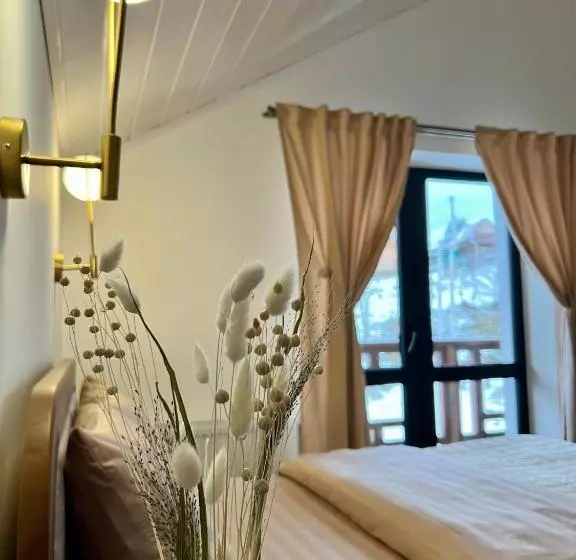 ペンション Villa Pelahia