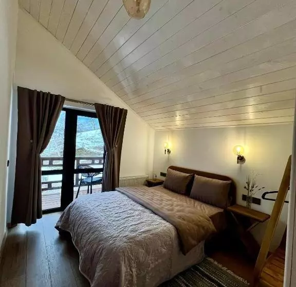 ペンション Villa Pelahia