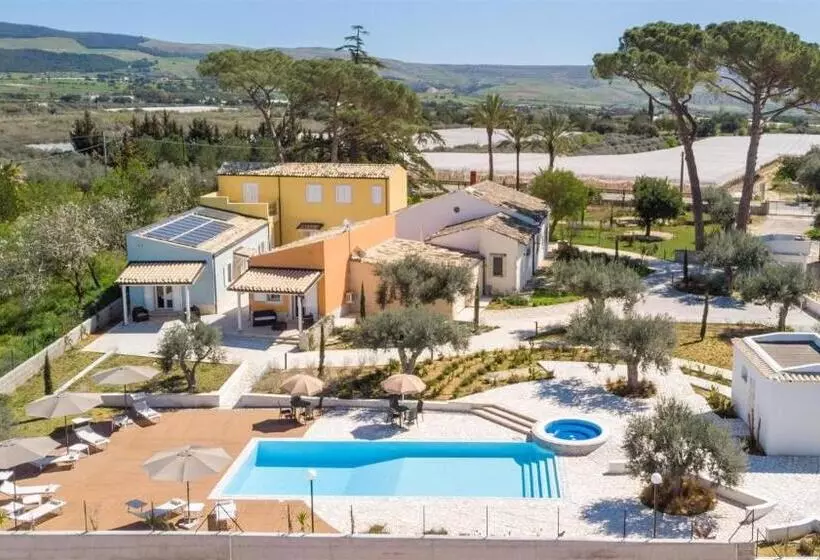 Lomakeskus Dimora Villa Ada