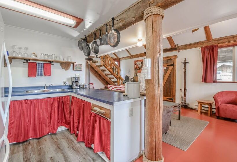 Resort Otel Woods End Landing