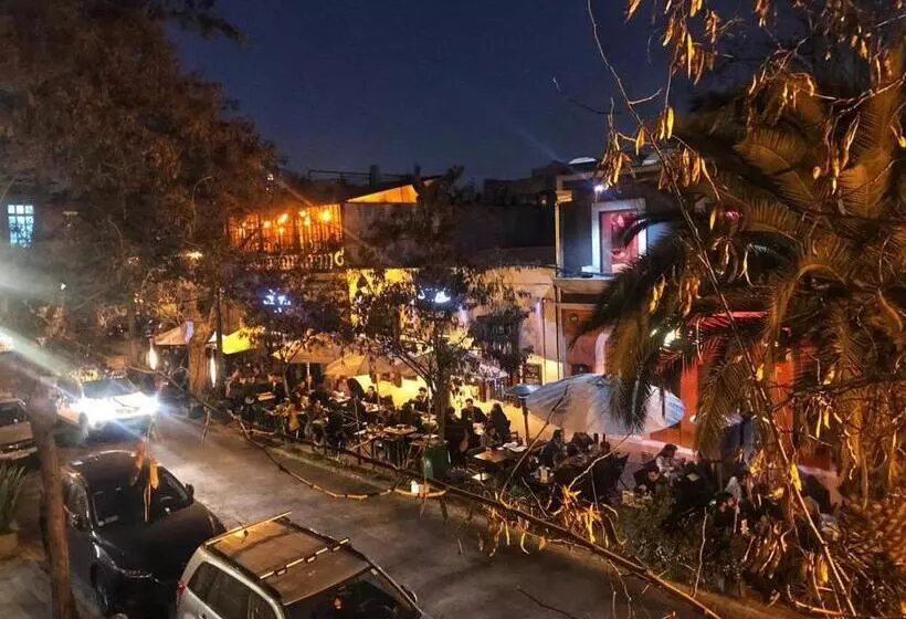Wild Bellavista Hostel