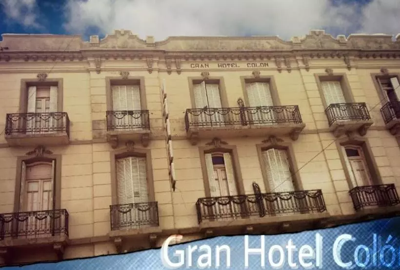 ユースホステル Gran Hotel Colón
