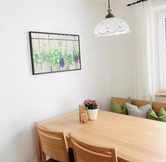 ベッドアンドブレックファースト Haus Kirchgasser