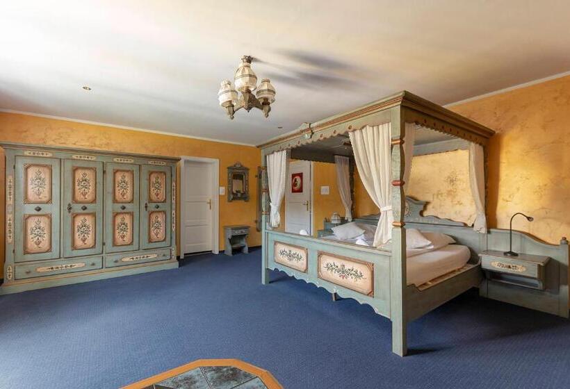 هتل Burger Veniše