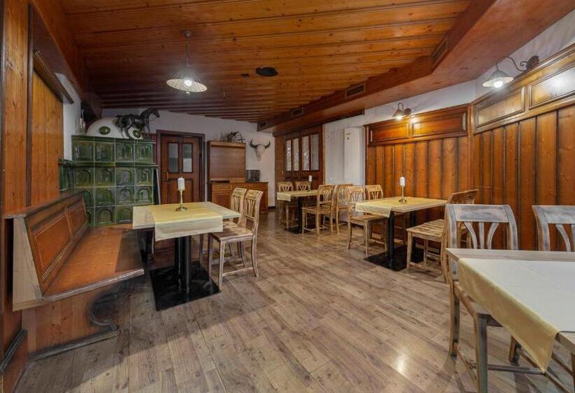 هتل Burger Veniše