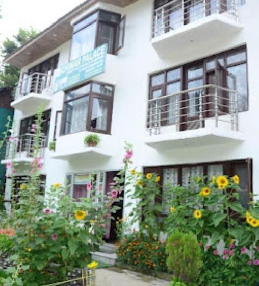 בית מלון כפרי Chinar Palace Pahalgam