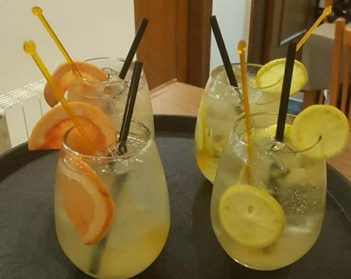 בית מלון כפרי Escala Uno