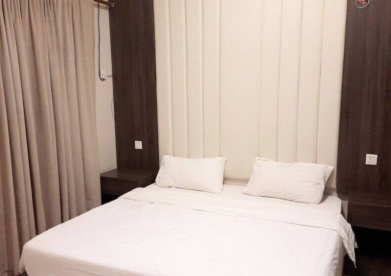 فندق Golden Abha Al Mediaf