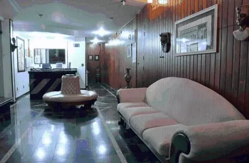 Hotelli Plaza Inn Flat Residence