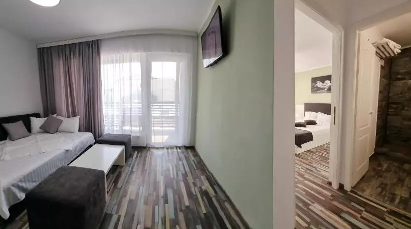 Majatalo Bunga Bunga Resort Mamaia Nord