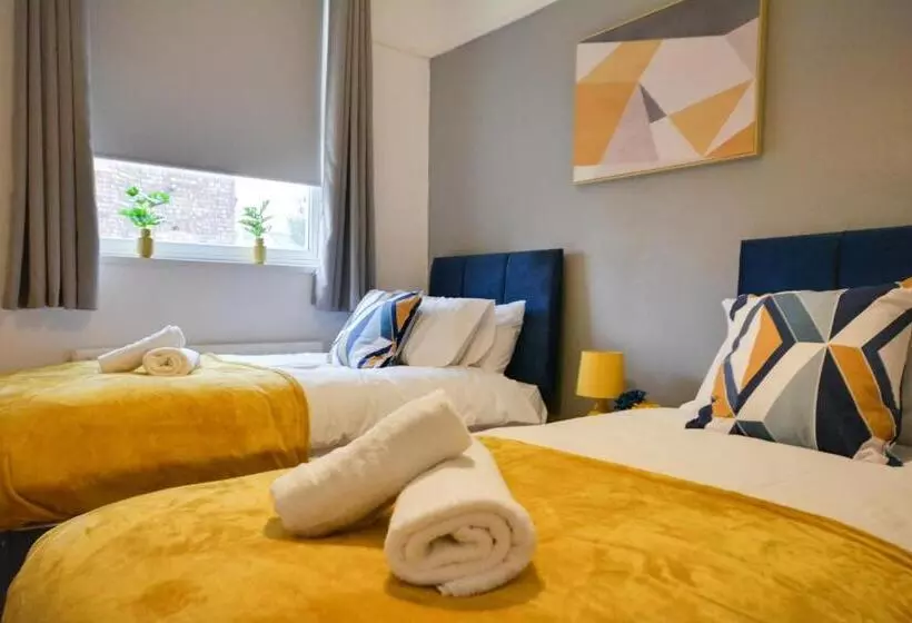ペンション Cosy 2bd Flat Near City And Beach   30 Percent Off Long Term Bookings
