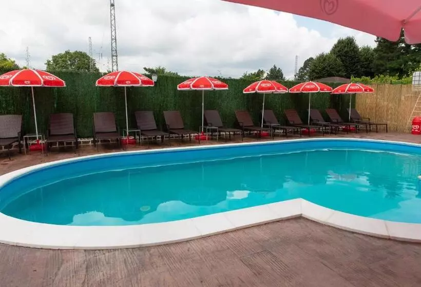 Majatalo Kladenetsa Guest House