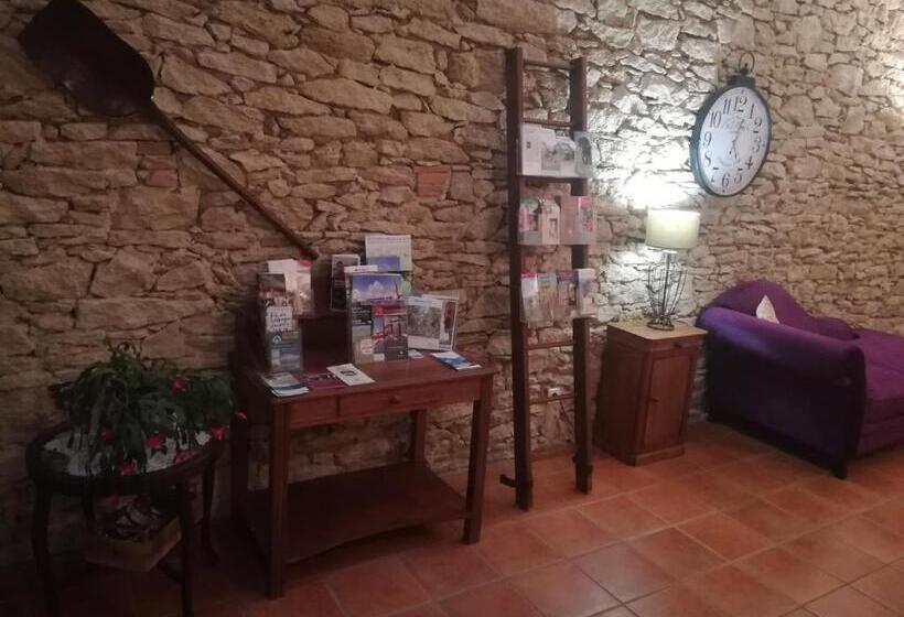 펜션 La Camiranaise