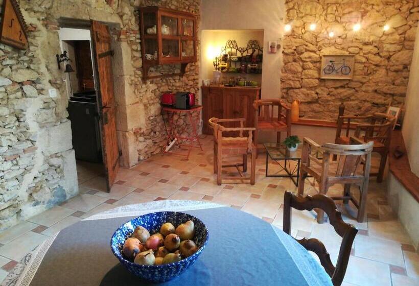 펜션 La Camiranaise