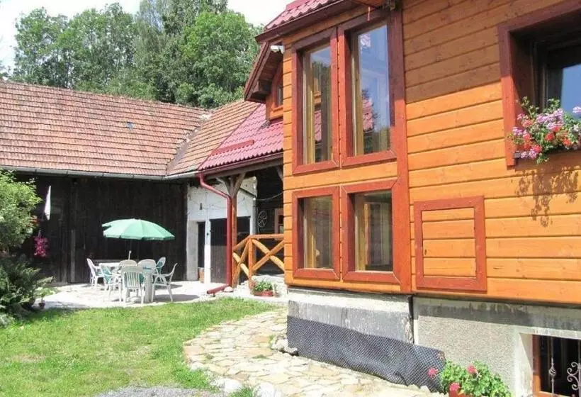 ペンション Penzion U Hološov
