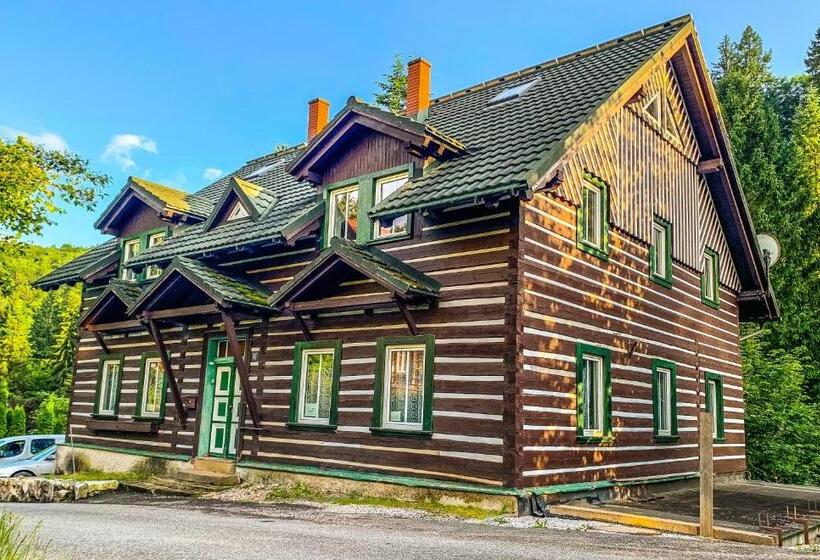 ペンション Penzion Zelené údolí