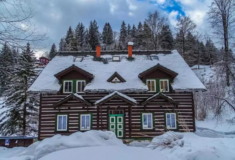 Majatalo Penzion Zelené údolí