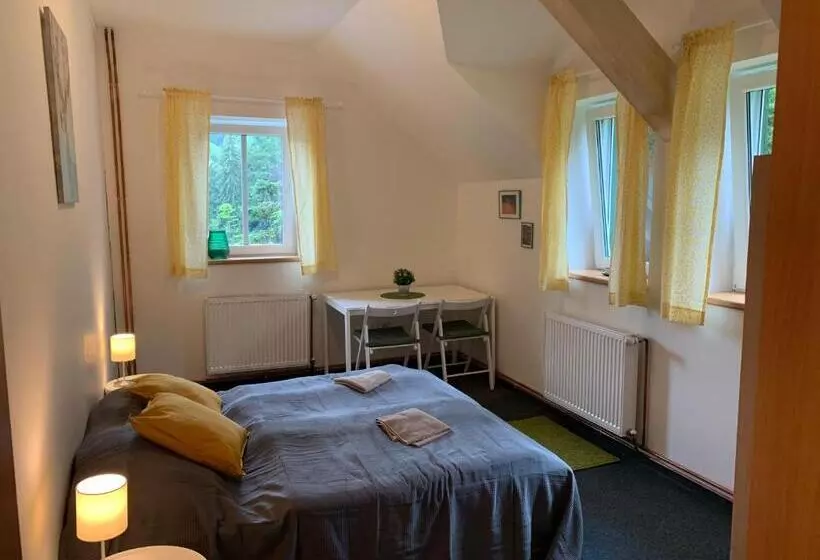 Majatalo Penzion Zelené údolí