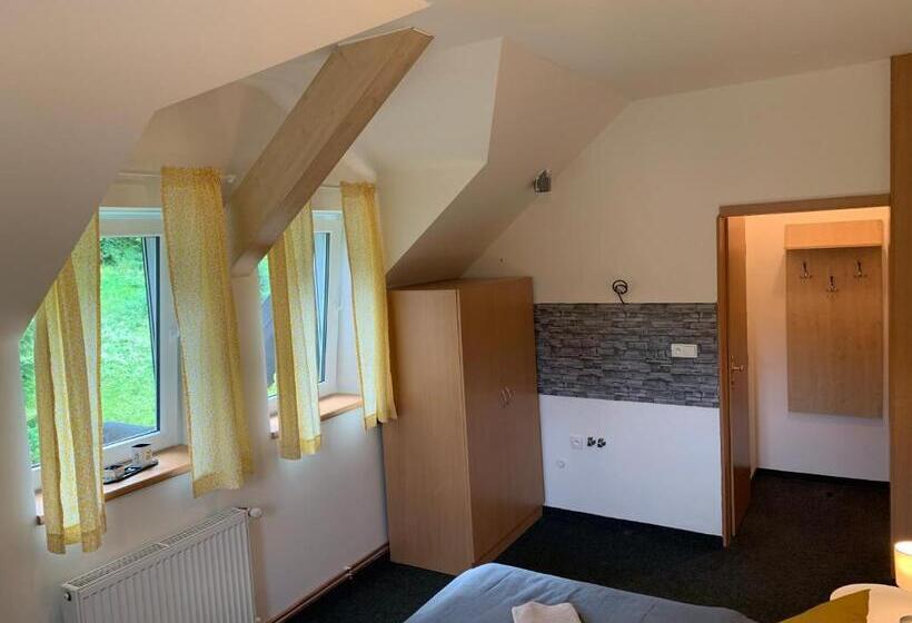 ペンション Penzion Zelené údolí