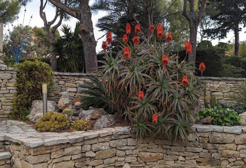 پانسیون Villa Serena Piscine, Tennis Plage Sable 700m