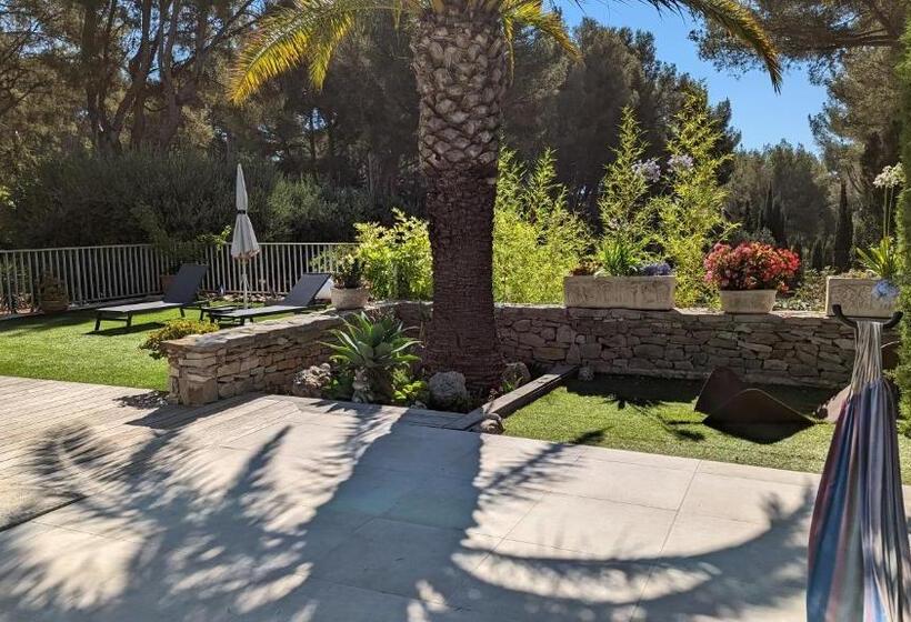 پانسیون Villa Serena Piscine, Tennis Plage Sable 700m