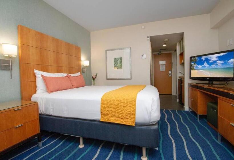 Общежитие Amazing Hotel Room With Ocean Views 1419