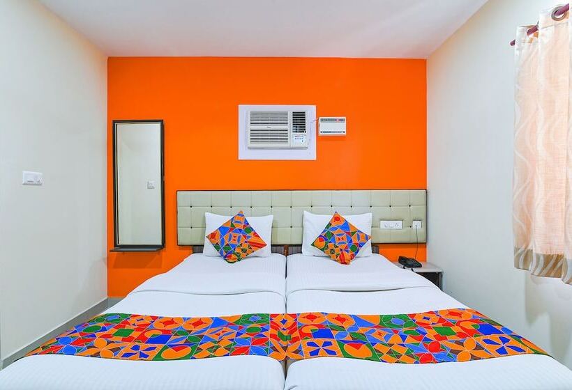 Retkeilymaja Fabhotel Vrj Residency   Nr Chennai Trade Center & St Thomas Mount
