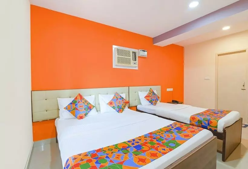 Retkeilymaja Fabhotel Vrj Residency   Nr Chennai Trade Center & St Thomas Mount