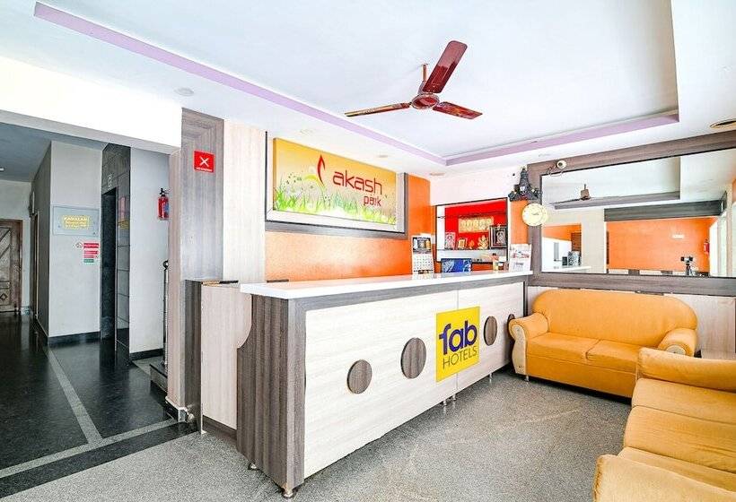 Retkeilymaja Fabhotel Vrj Residency   Nr Chennai Trade Center & St Thomas Mount