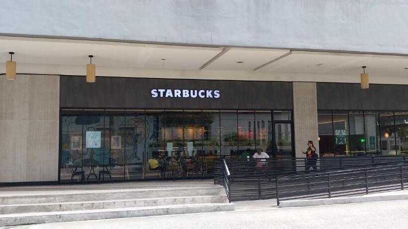 Alps At 150 Newport Blvd Condominum Near T3