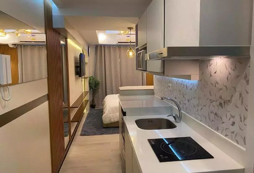 Bali Tower Azure North Residences