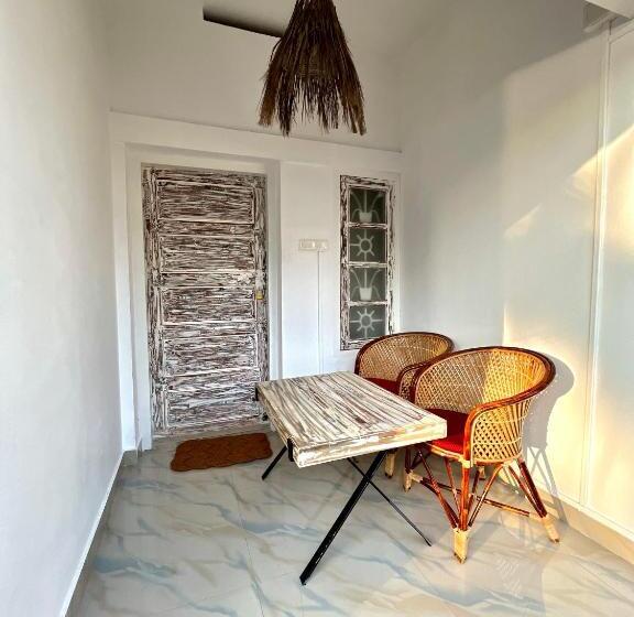 Bed and Breakfast Point Break Varkala