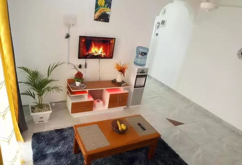 تختخواب و صبحانه Robin S Comfort Home