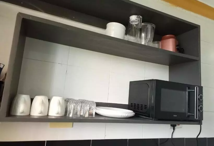 تختخواب و صبحانه Robin S Comfort Home