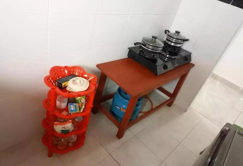 تختخواب و صبحانه Robin S Comfort Home