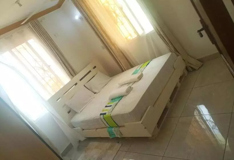 تختخواب و صبحانه Robin S Comfort Home