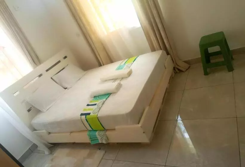 تختخواب و صبحانه Robin S Comfort Home